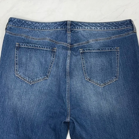 Torrid High Rise Straight Distressed Medium Wash Jeans Size 20 - Picture 4 of 8